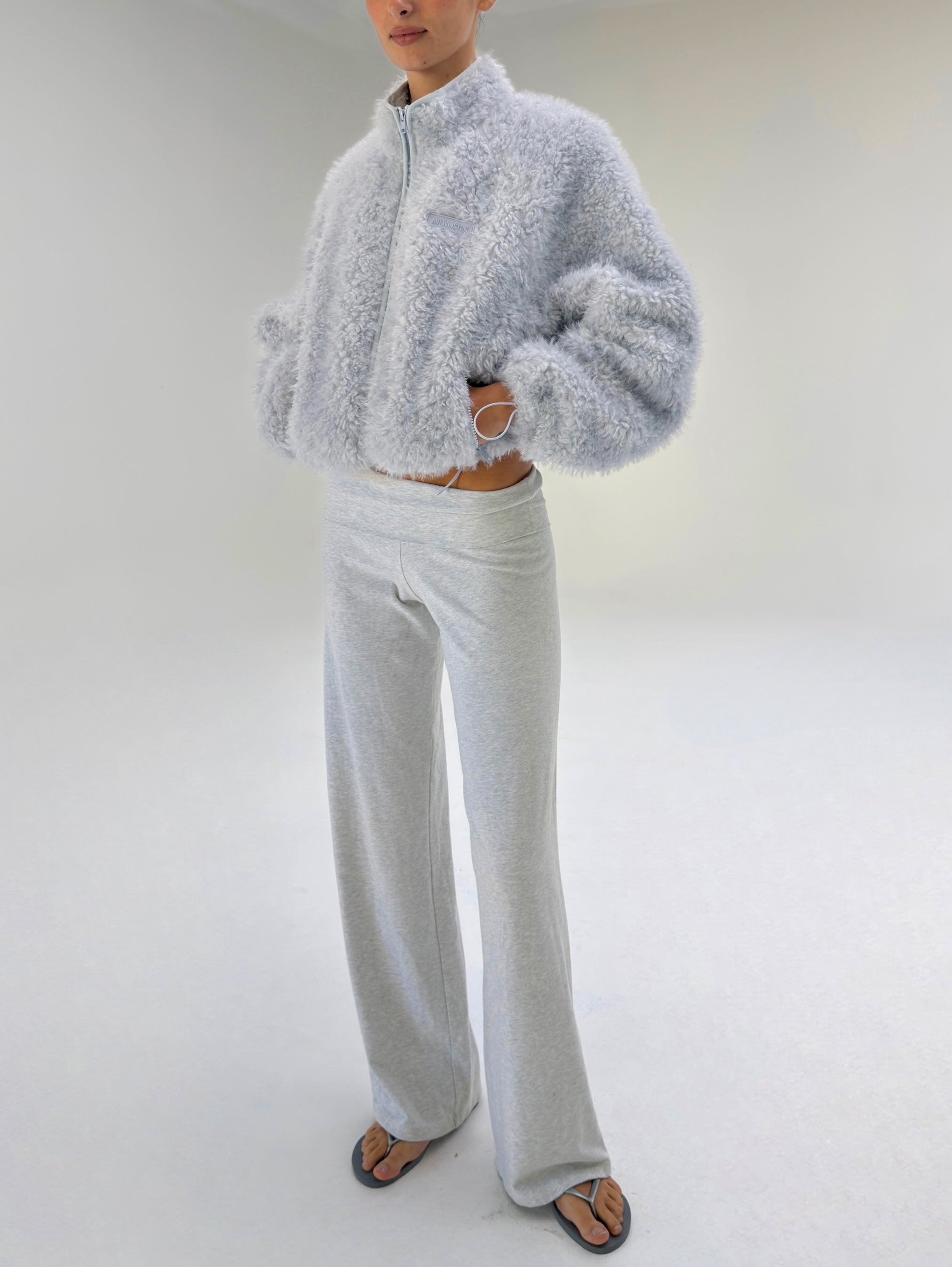 Fluffy MUNGTAENGI WINTERセット FLUFFY JACKET - ICE – MR WINSTON