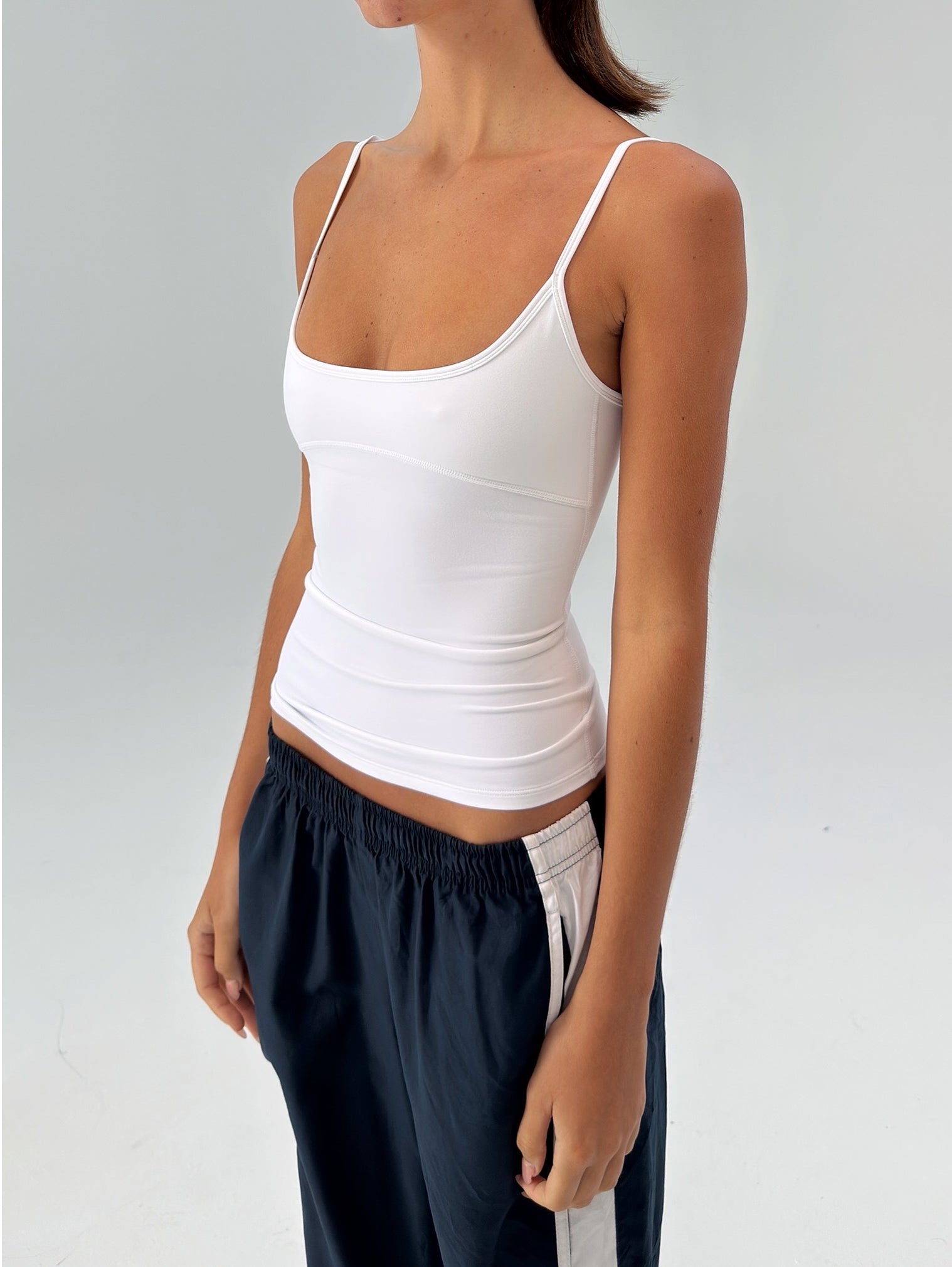 SCOOP SINGLET - WHITE